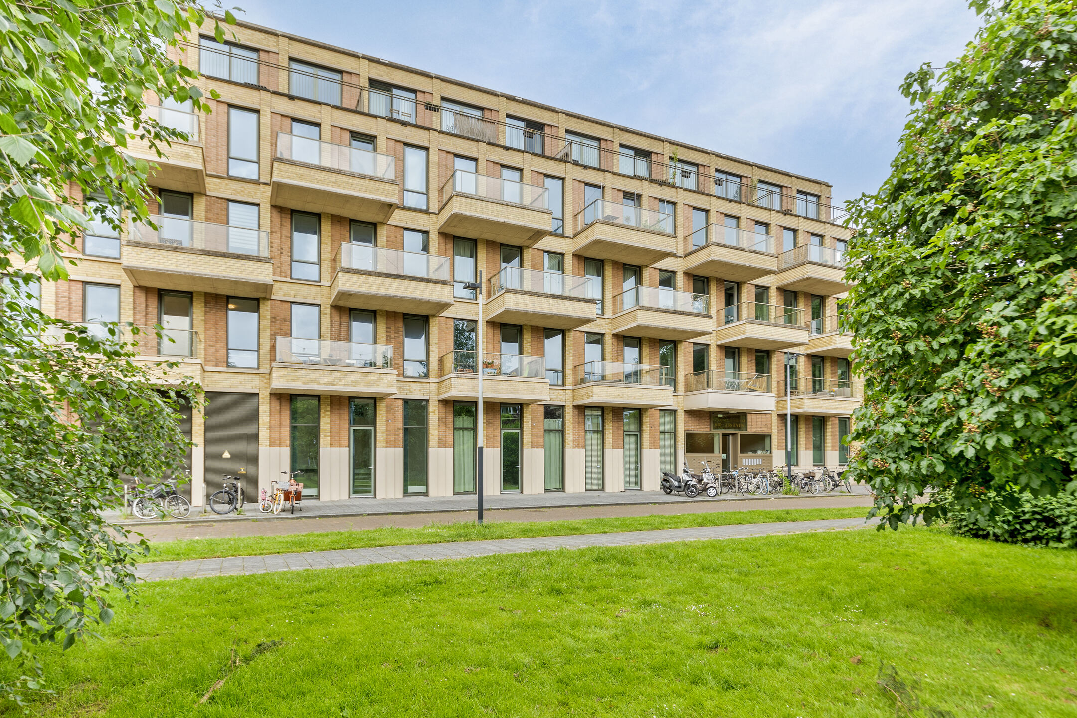 vrije-sector-woningen te huur op Gelrestraat 23